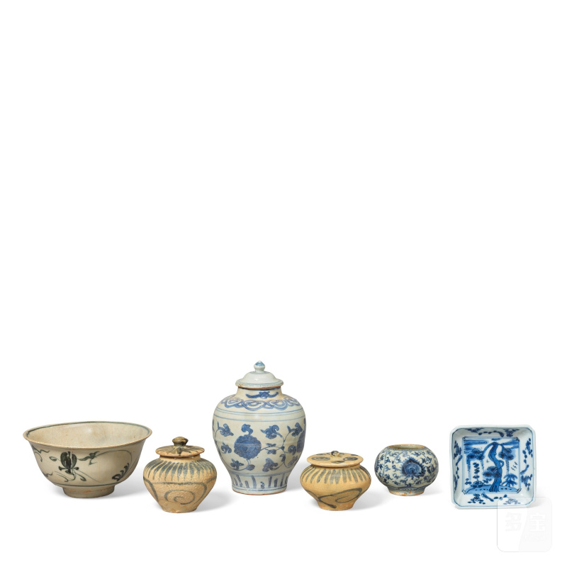 明 青花瓷一組 | A GROUP OF BLUE AND WHITE WARES